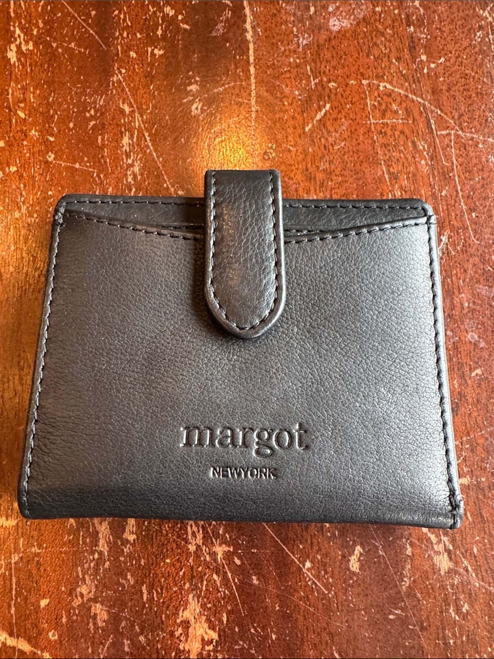 Margot NewYork Lizzie Genuine Leather Card Wallet Black Snap Closure